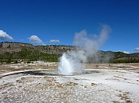 Yellowstone Biscuit basin (39).JPG
